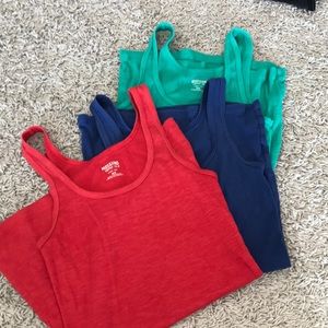 Mossimo long and lean tanks